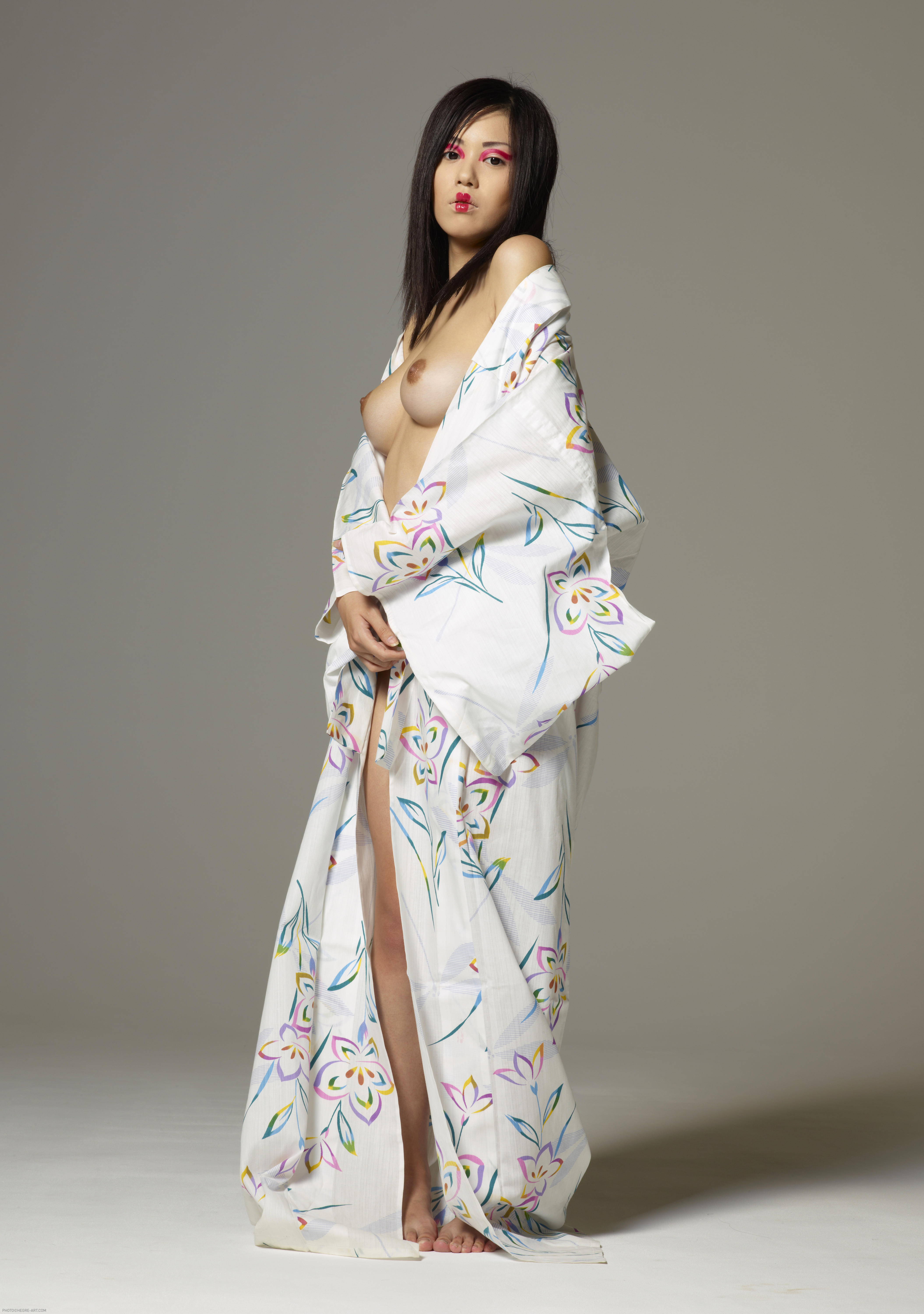 Konata Kimono 2011 04 13 008 xxxl